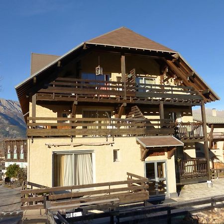 Residence De L'Alp Le Sauze Bagian luar foto